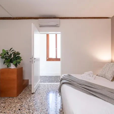 Casanova Deluxe Apartment By Wonderful Italy Venice Exterior photo