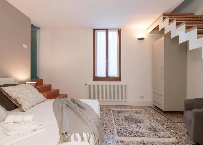 Casanova Deluxe Apartment By Wonderful Italy